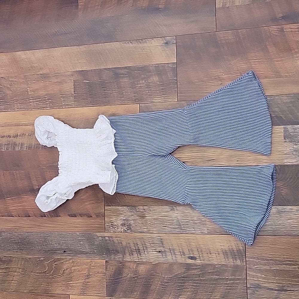 Tullabee outfit size 3 T